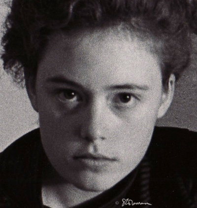 Self-Portrait, Artist, Young, Woman, suzanne, coleman, art, photo, black, white, print, face, 1988, University, Illinois, Urbana, Champaign, dorm, room, camera, nikon, F, grain, grainy, genius,mind